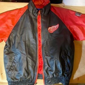 90s Vintage Red wings coat